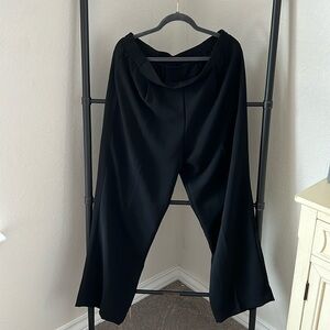 Mango pull on wide leg trousers. Sz XL. Fit like a 14/16. Beautiful for fall.
